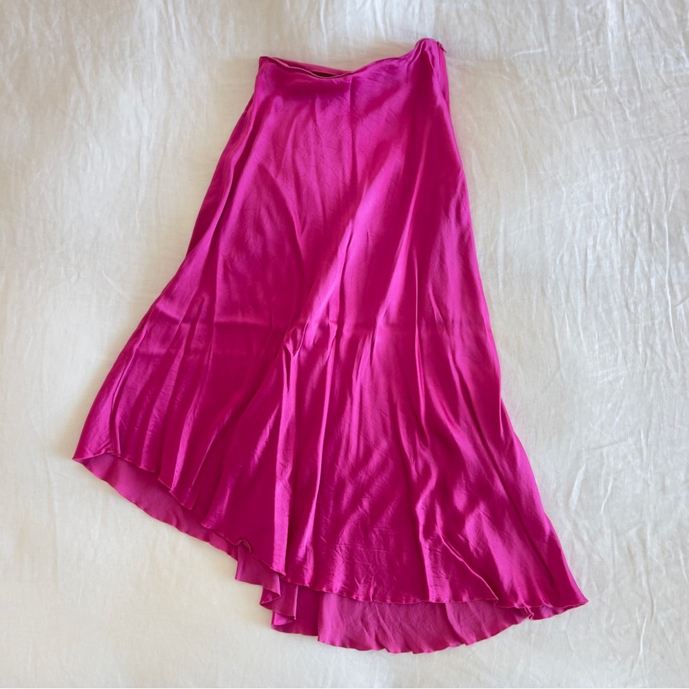 & OTHER STORIES Satin Asymmetrical Hem Midi Skirt in hot pink fuchsia - Picture 5 of 7